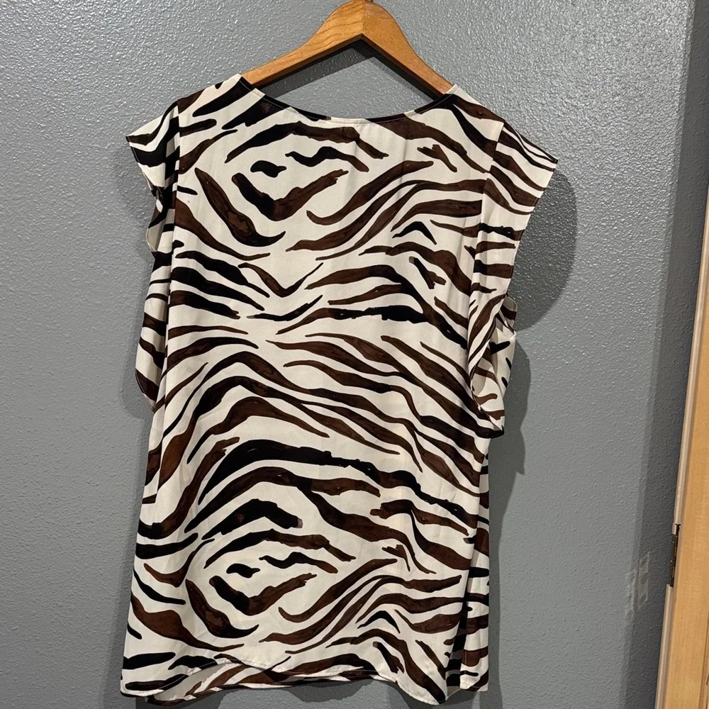 CAbi Zebra Stripe V-Neck blouse in Brown, Dark Brown and Cream - Picture 3 of 3